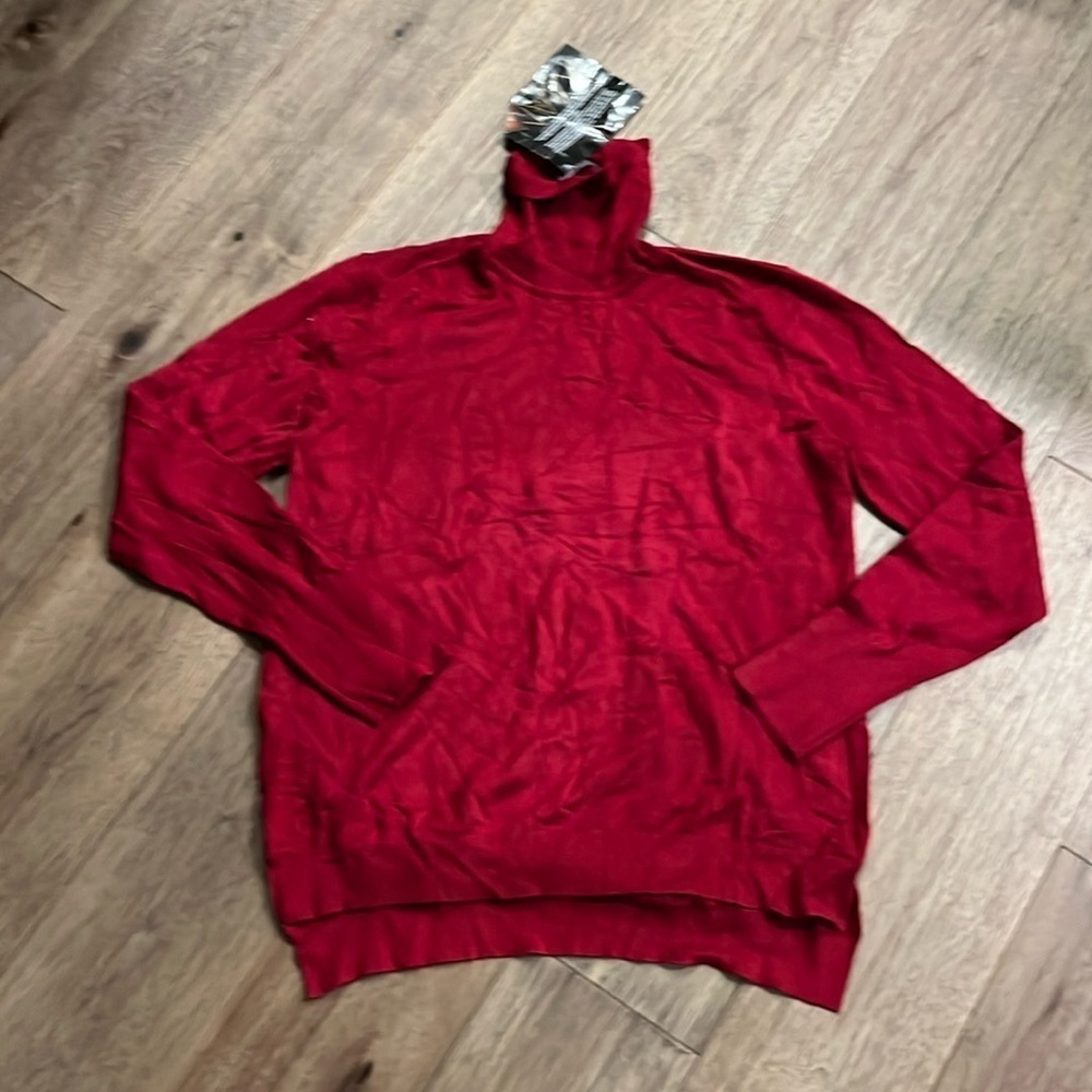 IMAN red long sleeve turtleneck shirt, size large